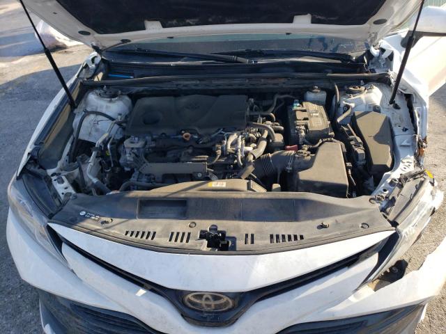 4T1B11HK0JU675645 - 2018 TOYOTA CAMRY L 白色 照片 11