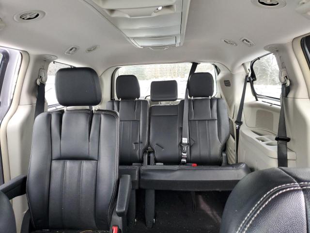 2C4RC1CG3DR589778 - 2013 CHRYSLER TOWN & COU TOURING L SILVER photo 10