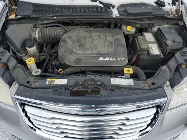 2C4RC1CG3DR589778 - 2013 CHRYSLER TOWN & COU TOURING L SILVER photo 12