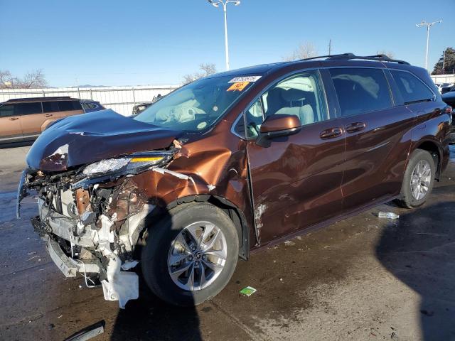 2022 TOYOTA SIENNA LE, 