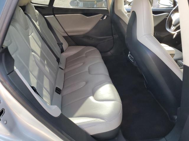 5YJSA1DP1DFP24810 - 2013 TESLA MODEL S SILVER photo 10