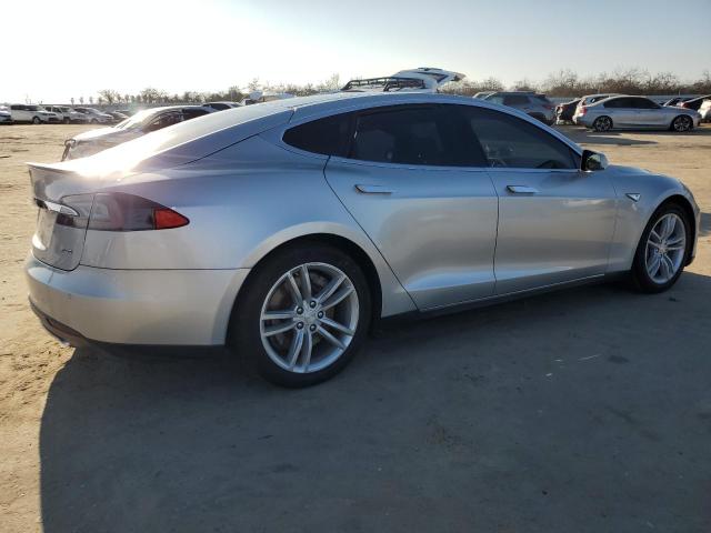 5YJSA1DP1DFP24810 - 2013 TESLA MODEL S SILVER photo 3