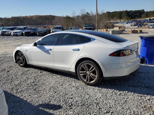 5YJSA1E17FF119137 - 2015 TESLA MODEL S WHITE photo 2