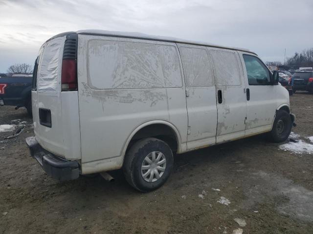1GCFG15M4Y1129310 - 2000 CHEVROLET EXPRESS G1 WHITE photo 3