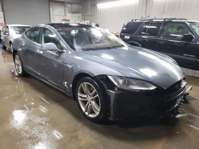 5YJSA1CN2DFP11127 - 2013 TESLA MODEL S BLUE photo 4