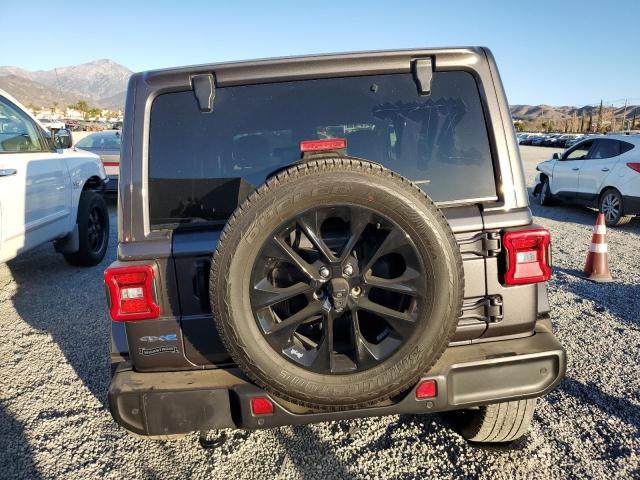 1C4JJXP69MW762136 - 2021 JEEP WRANGLER U SAHARA 4XE GRAY photo 6