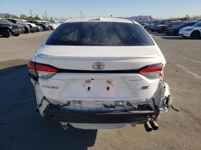 5YFP4MCE3MP061002 - 2021 TOYOTA COROLLA SE WHITE photo 6