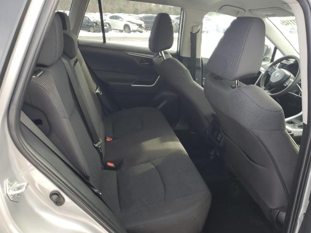 2T3F1RFV2NW311222 - 2022 TOYOTA RAV4 LE SILVER photo 11