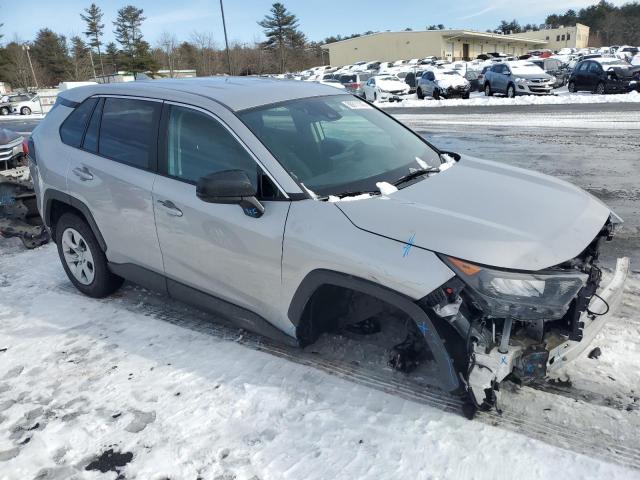 2T3F1RFV2NW311222 - 2022 TOYOTA RAV4 LE SILVER photo 4