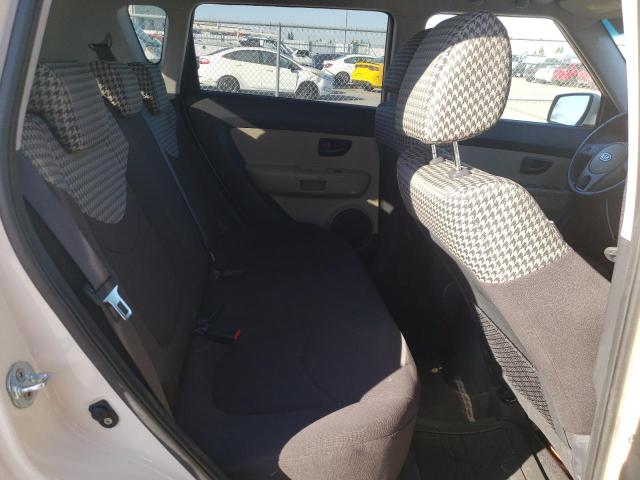 KNDJT2A22A7033808 - 2010 KIA SOUL + TAN photo 10