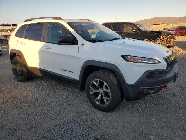 1C4PJMBB4EW158878 - 2014 JEEP CHEROKEE TRAILHAWK WHITE photo 4