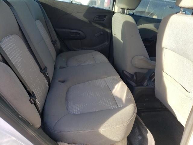 1G1JB5SH4J4119770 - 2018 CHEVROLET SONIC LS WHITE photo 10