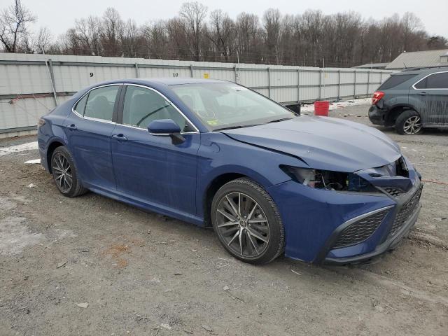 4T1G11AK0PU188552 - 2023 TOYOTA CAMRY SE NIGHT SHADE BLUE photo 4
