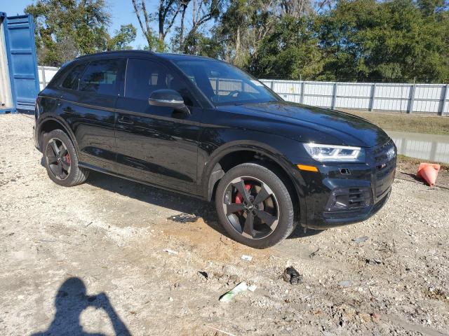WA1C4AFY2K2121473 - 2019 AUDI SQ5 PRESTIGE BLACK photo 4