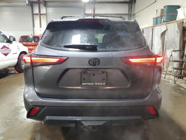 5TDGZRBH2NS257838 - 2022 TOYOTA HIGHLANDER XLE CHARCOAL photo 6
