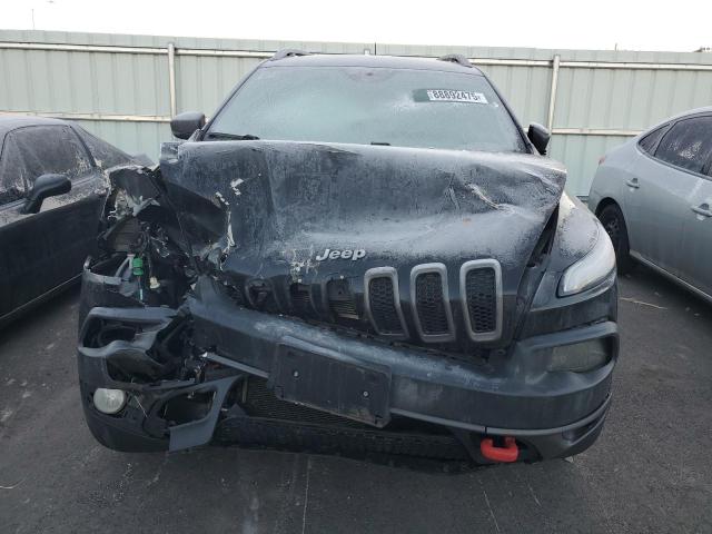 1C4PJMBB0JD540895 - 2018 JEEP CHEROKEE TRAILHAWK Черный фото 5