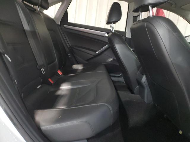 1VWDT7A32HC058712 - 2017 VOLKSWAGEN PASSAT R-LINE თეთრი ფოტო 10