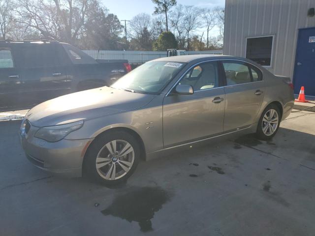 2009 BMW 528 XI, 