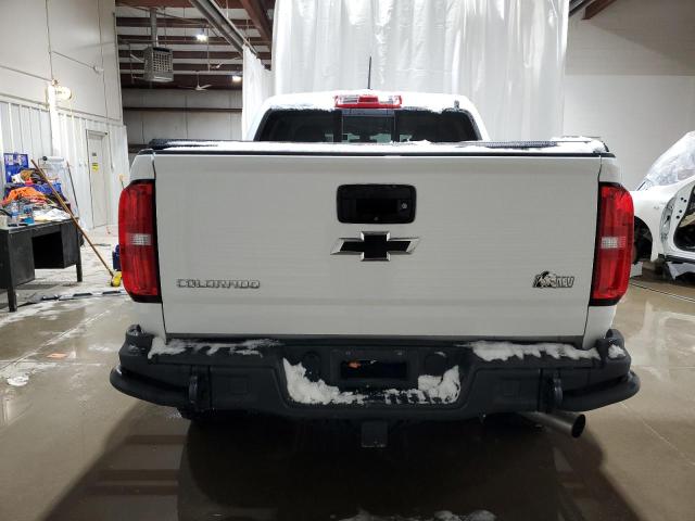 1GCPTEE14K1262797 - 2019 CHEVROLET COLORADO ZR2 WHITE photo 6