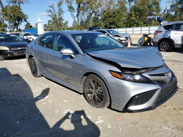 4T1G11AKXPU095702 - 2023 TOYOTA CAMRY SE NIGHT SHADE GRAY photo 4