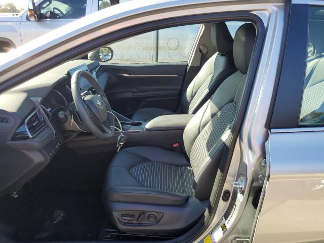 4T1G11AKXPU095702 - 2023 TOYOTA CAMRY SE NIGHT SHADE GRAY photo 7