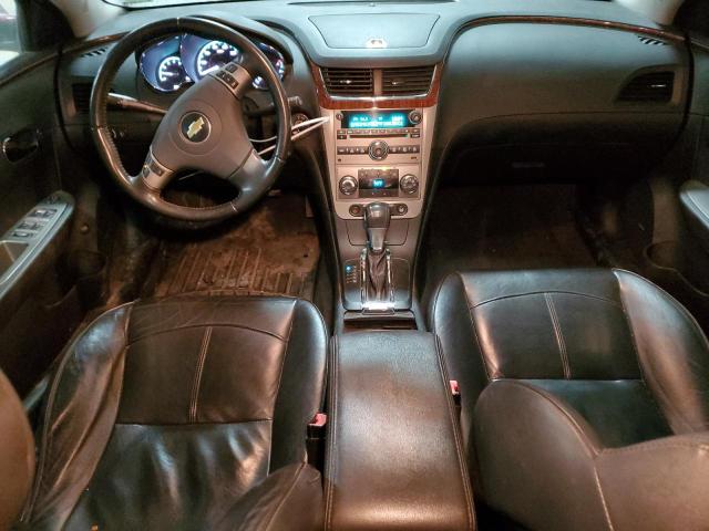 1G1ZE5EUXBF272758 - 2011 CHEVROLET MALIBU LTZ 栗色 照片 8