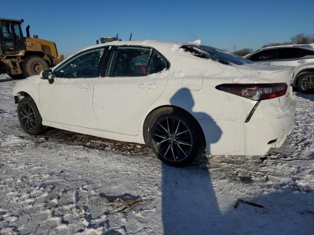 4T1G11AK1PU720858 - 2023 TOYOTA CAMRY SE NIGHT SHADE WHITE photo 2