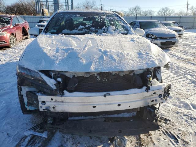 4T1G11AK1PU720858 - 2023 TOYOTA CAMRY SE NIGHT SHADE WHITE photo 5