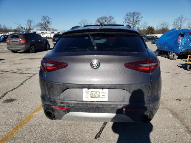 ZASFAKNN0J7B93550 - 2018 ALFA ROMEO STELVIO TI SPORT GRAY photo 6