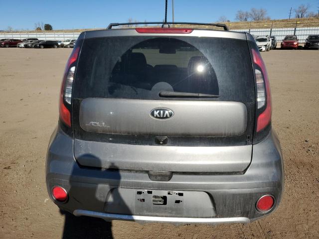 KNDJP3A53J7561149 - 2018 KIA SOUL + SILVER photo 6