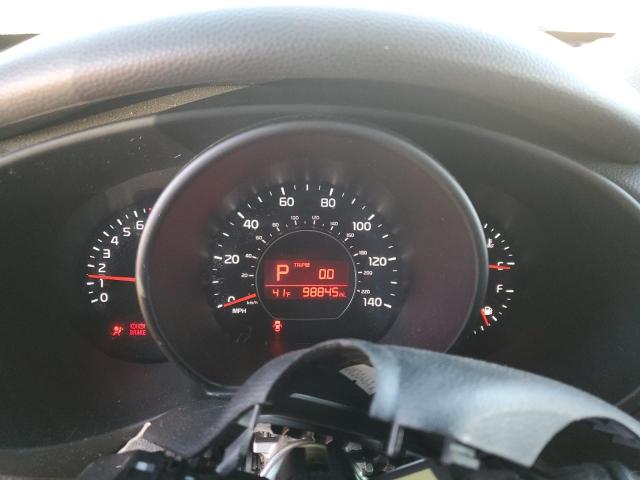 KNDJP3A53J7561149 - 2018 KIA SOUL + SILVER photo 9