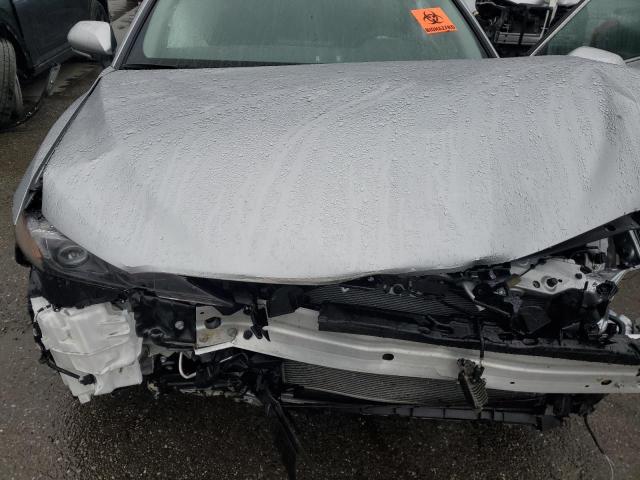 4T1T11AKXRU856293 - 2024 TOYOTA CAMRY SE NIGHT SHADE SILVER photo 11