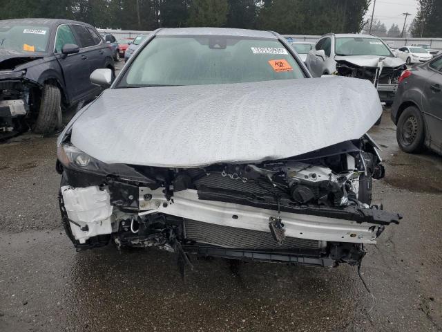 4T1T11AKXRU856293 - 2024 TOYOTA CAMRY SE NIGHT SHADE SILVER photo 5