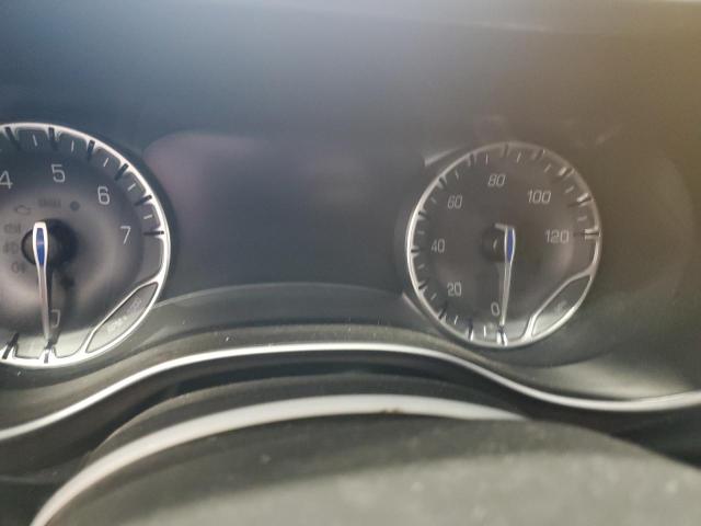 2C4RC1EG6JR193630 - 2018 CHRYSLER PACIFICA TOURING L PLUS WHITE photo 9