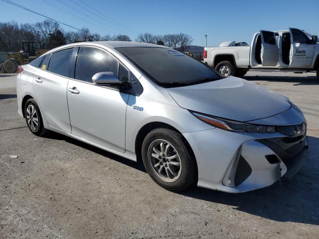 JTDKARFP4J3078487 - 2018 TOYOTA PRIUS PRIM 银色 照片 4
