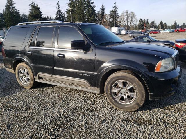 5LMFU28R03LJ49212 - 2003 LINCOLN NAVIGATOR BLACK photo 4
