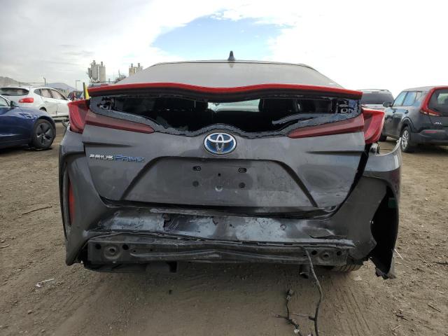 JTDKARFP9H3000734 - 2017 TOYOTA PRIUS PRIM 灰色 照片 6