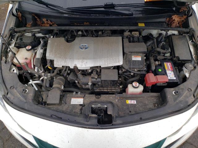 JTDKARFP4J3072866 - 2018 TOYOTA PRIUS PRIM 白色 照片 11