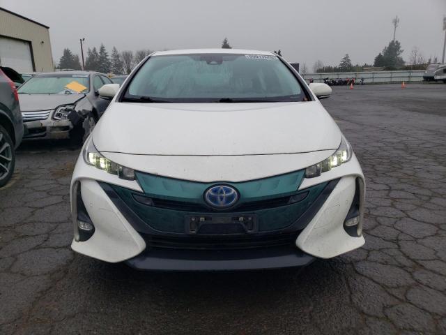 JTDKARFP4J3072866 - 2018 TOYOTA PRIUS PRIM 白色 照片 5