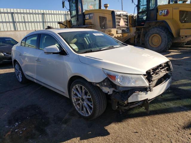 1G4GE5ED8BF209913 - 2011 BUICK LACROSSE CXS WHITE photo 4