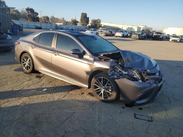 4T1S31AK2RU630514 - 2024 TOYOTA CAMRY SE NIGHT SHADE GRAY photo 4