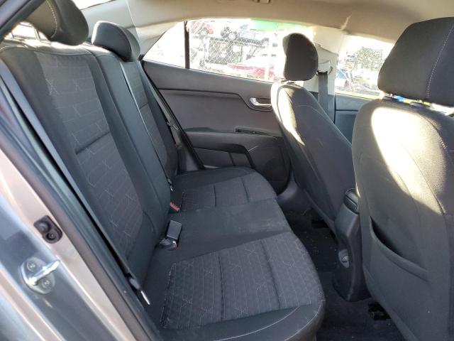 3KPA24ADXME384910 - 2021 KIA RIO LX SILVER photo 10