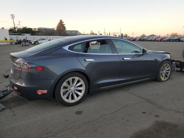 5YJSA1E26HF186629 - 2017 TESLA MODEL S GRAY photo 3