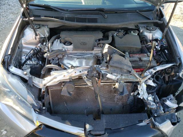 4T1BF1FK9HU326692 - 2017 TOYOTA CAMRY SE LE 银色 照片 11