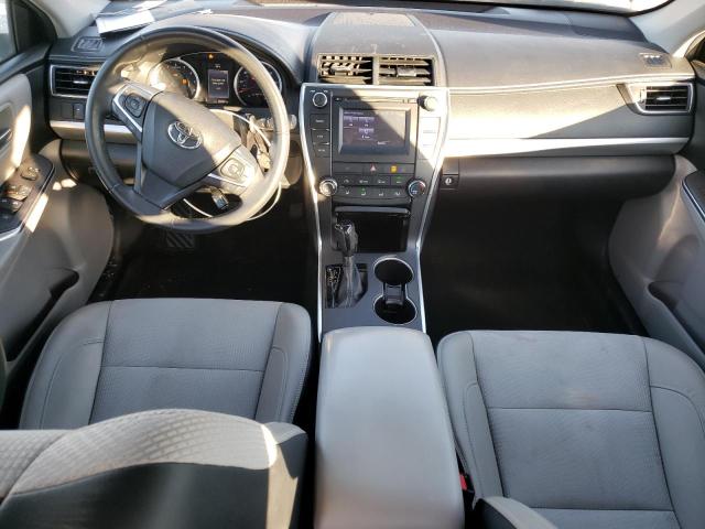 4T1BF1FK9HU326692 - 2017 TOYOTA CAMRY SE LE 银色 照片 8