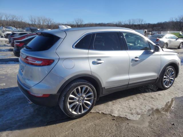 5LMCJ3C92HUL70692 - 2017 LINCOLN MKC RESERVE ვერცხლისფერი ფოტო 3