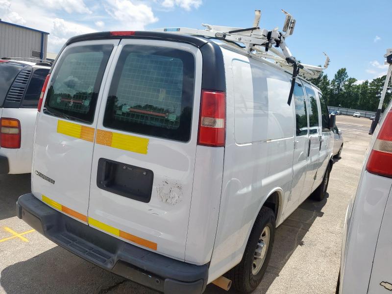 1GCWGFCA6D1148022 - 2013 CHEVROLET EXPRESS G2 TWO TONE photo 3