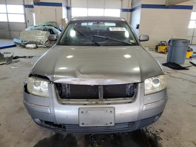 WVWRH63B12P358928 - 2002 VOLKSWAGEN PASSAT GLX Gümüş foto 5