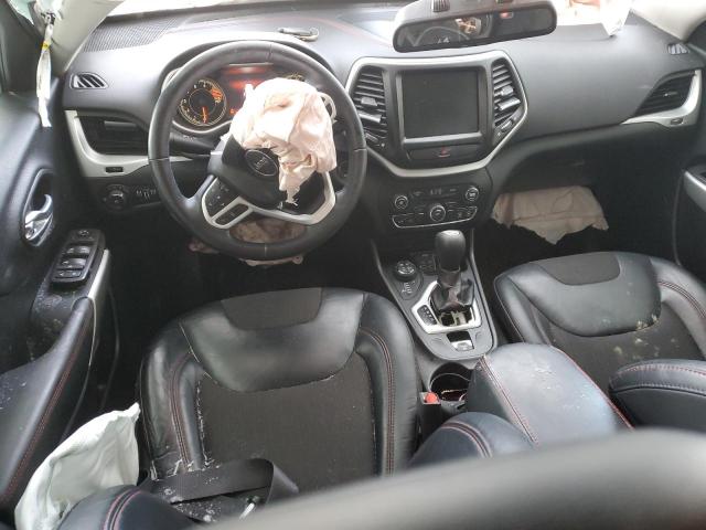 1C4PJMBS5HW589959 - 2017 JEEP CHEROKEE TRAILHAWK WHITE photo 8