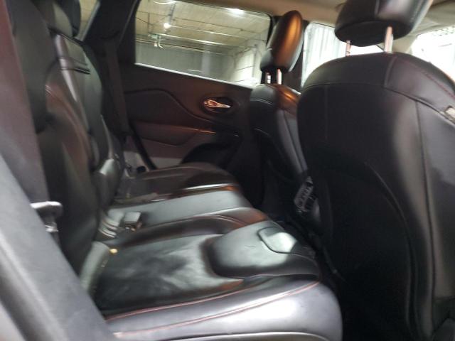 1C4PJMBSXGW211568 - 2016 JEEP CHEROKEE TRAILHAWK SILVER photo 11